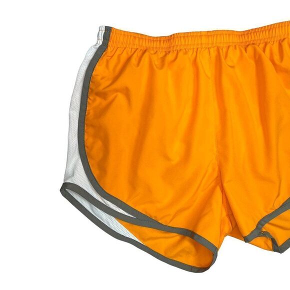Nike Dri-Fit Women's Tempo Running Shorts - Picture 4 of 8